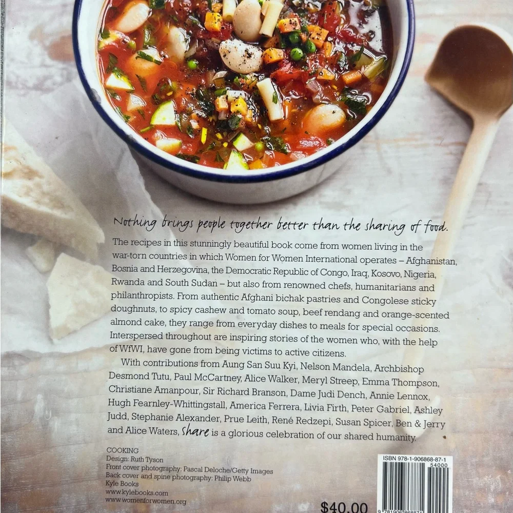 Share: The Cookbook That Celebrates Our Common Humanity Foreword by Meryl Streep